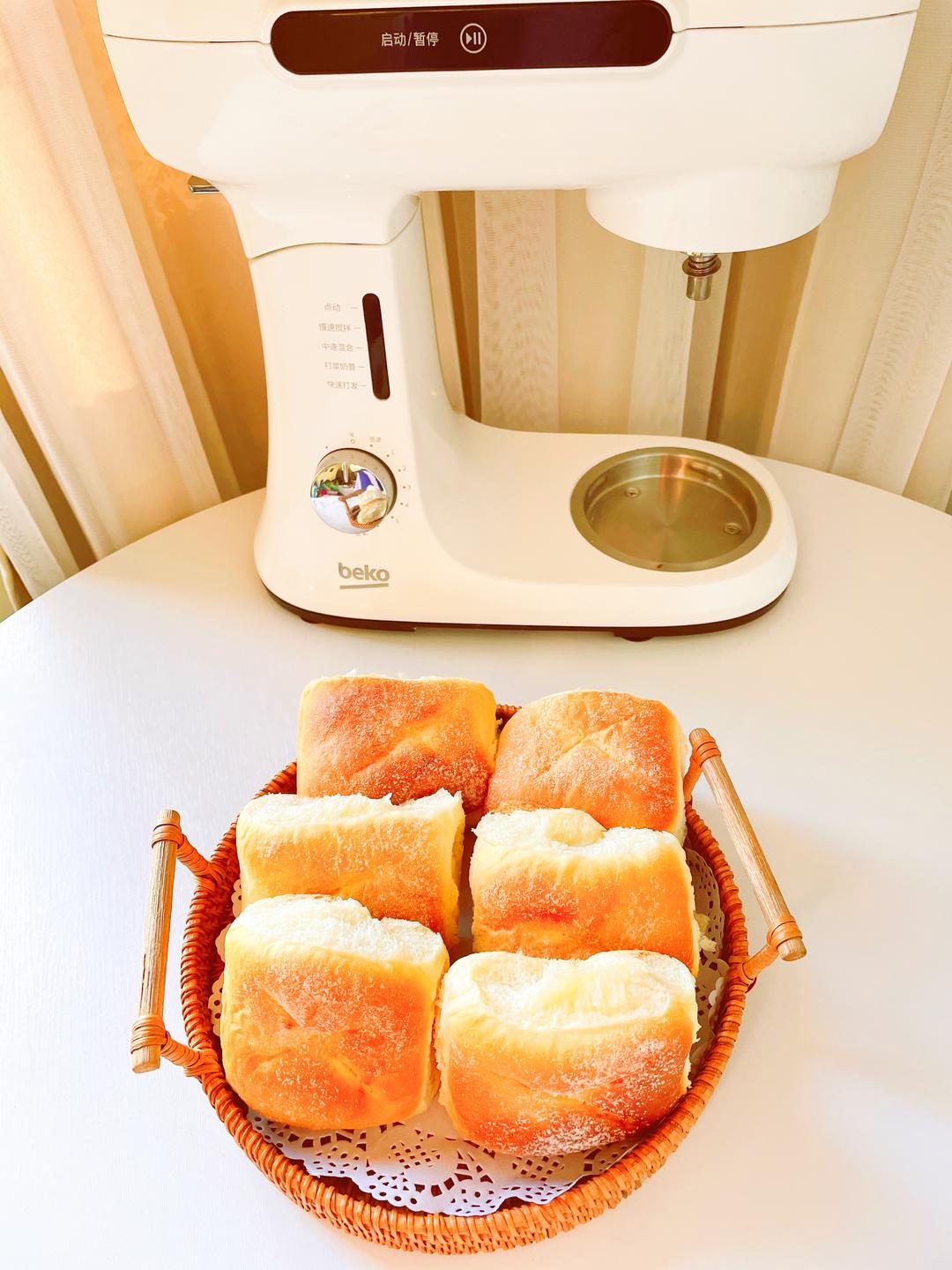 纯奶手撕吐司的做法 步骤1