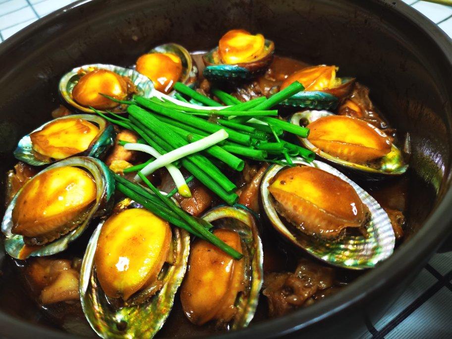 #鲍鱼焖鸡（咸鲜香的下饭神器）