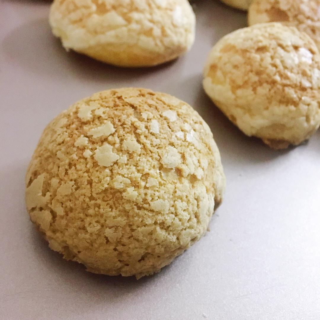 巧克力酥皮泡芙