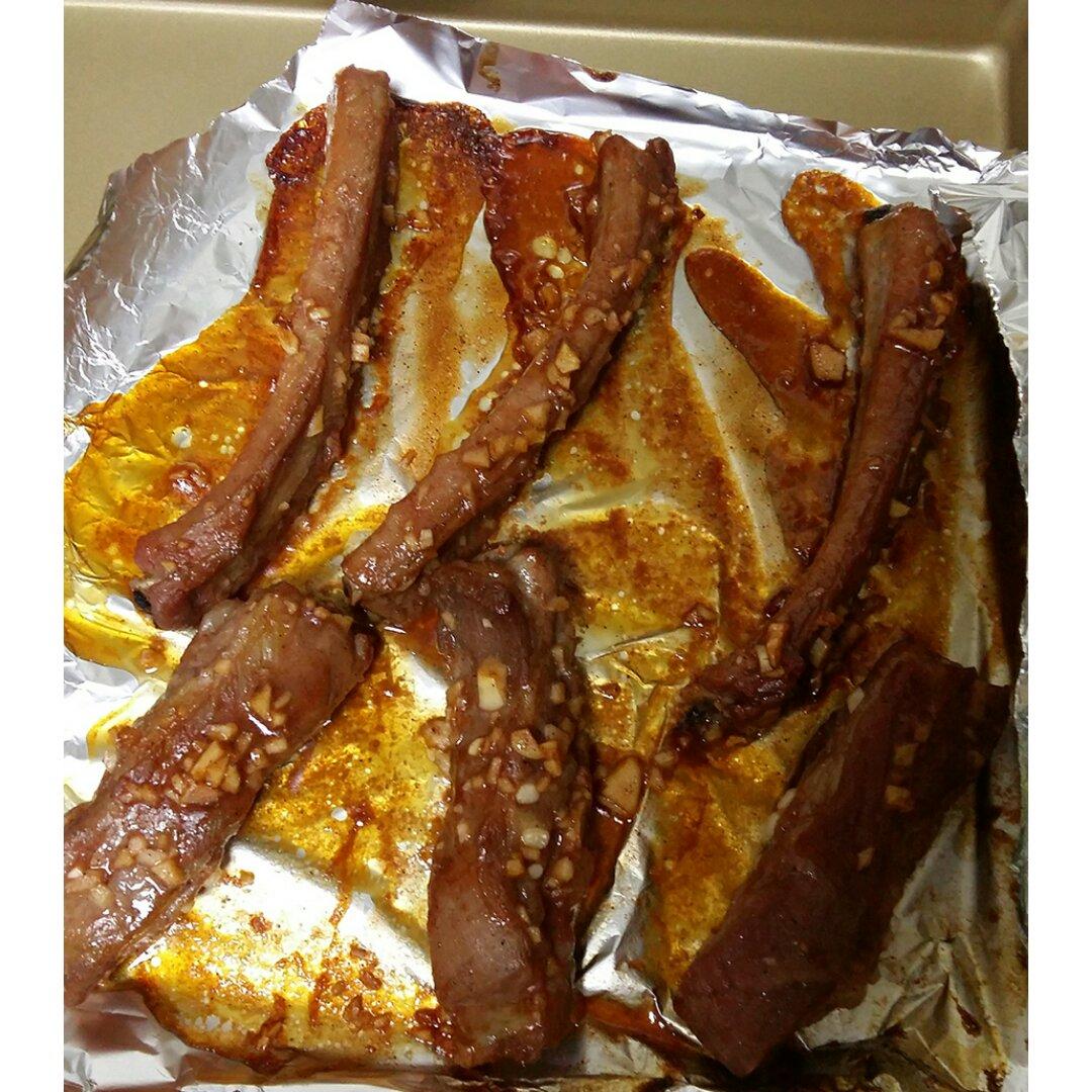 蒜香烤排骨