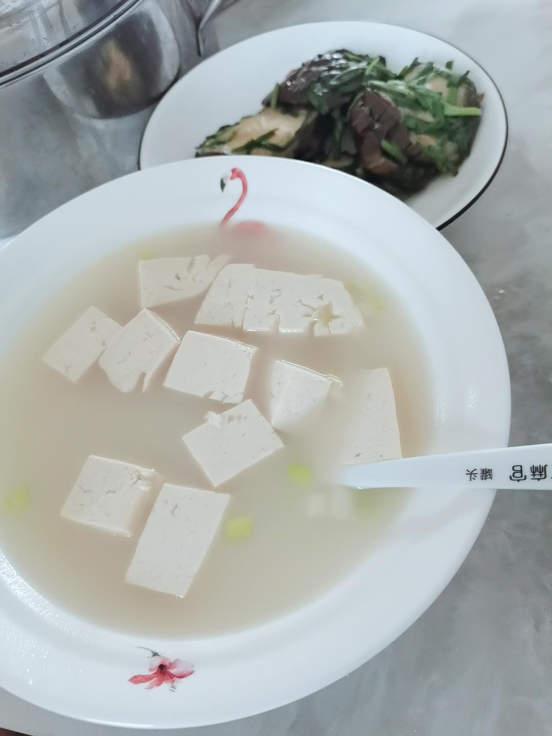 【鲫鱼豆腐汤】