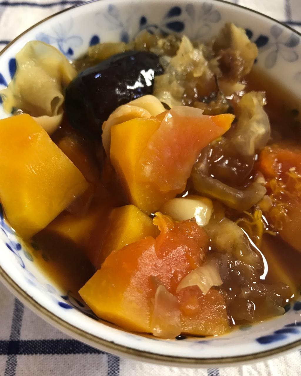 木瓜银耳百合汤——美丽女人滋补汤