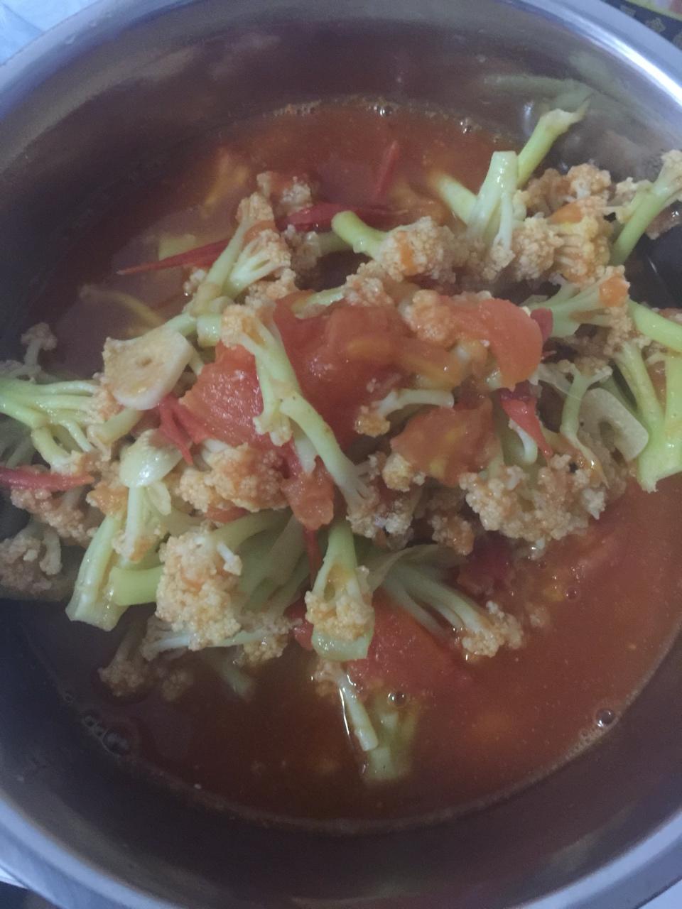 有机花菜炒西红柿