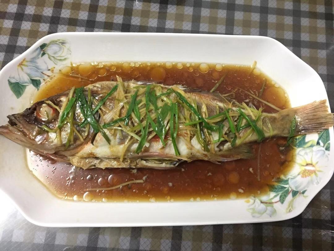 清蒸红鱼