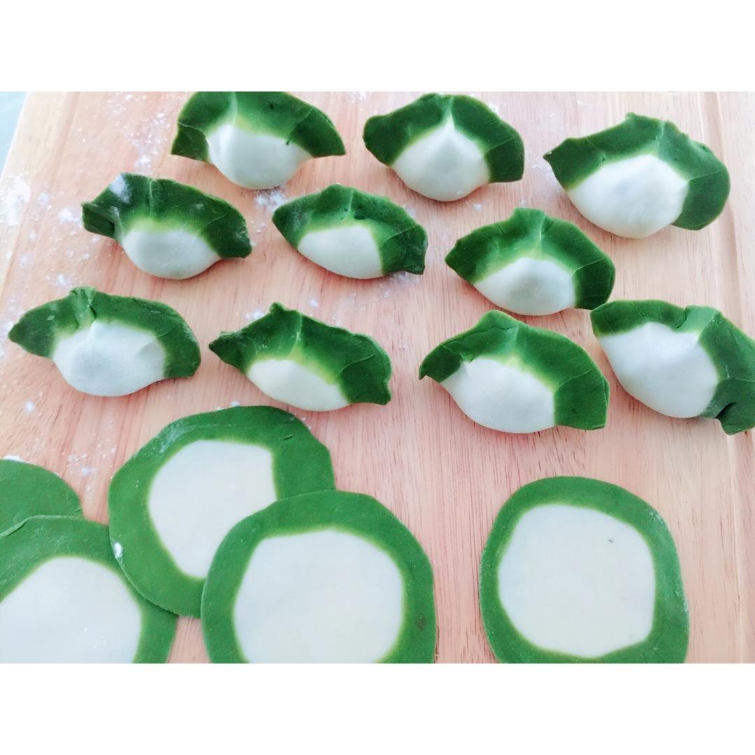 翡翠白玉白菜饺子详细版（附翡翠白玉白菜饺子包法，翡翠白玉饺子皮两种制法，面包机和面，翡翠白玉烧卖，各种馅料搭配）