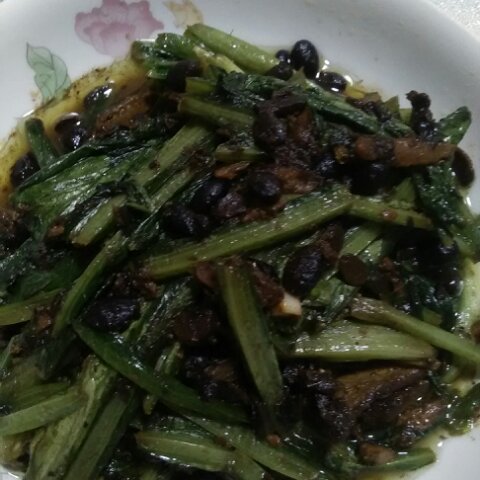 豆豉鲮鱼油麦菜
