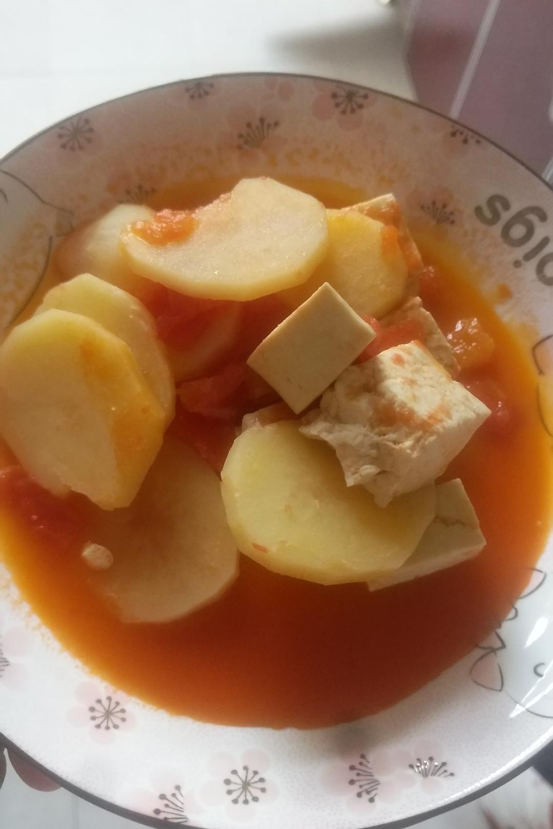 超级浓超好喝的番茄土豆汤