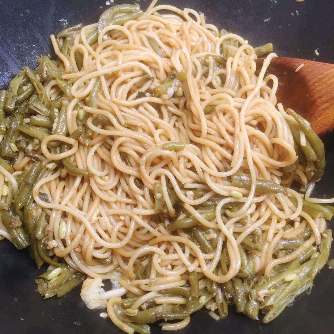 豆角焖面