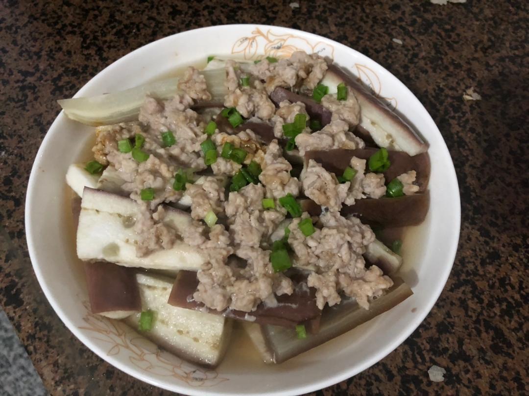清淡少油的肉酱蒸茄子
