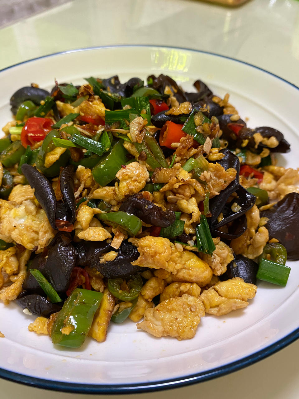 黑木耳青椒炒鸡蛋（营养又下饭）