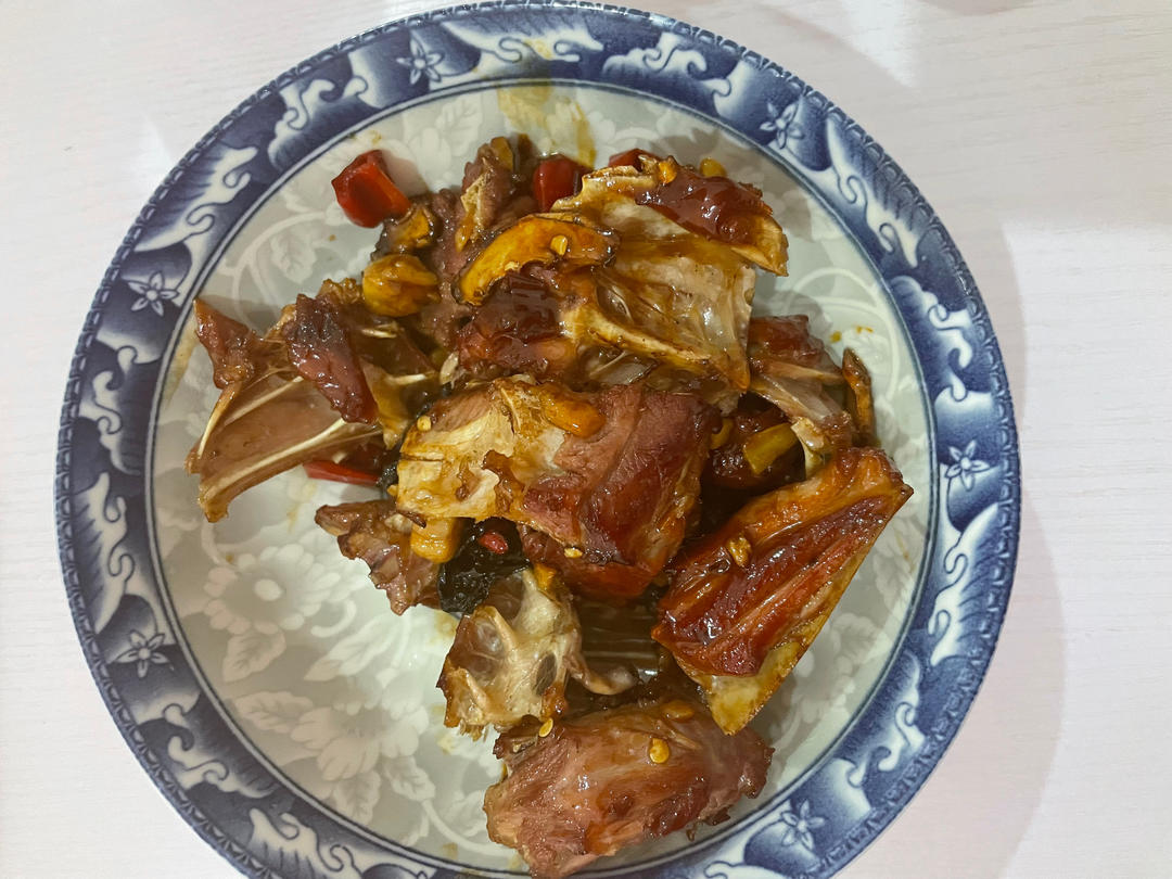 香到邻居拿碗来敲门的紫苏啤酒焖鸭