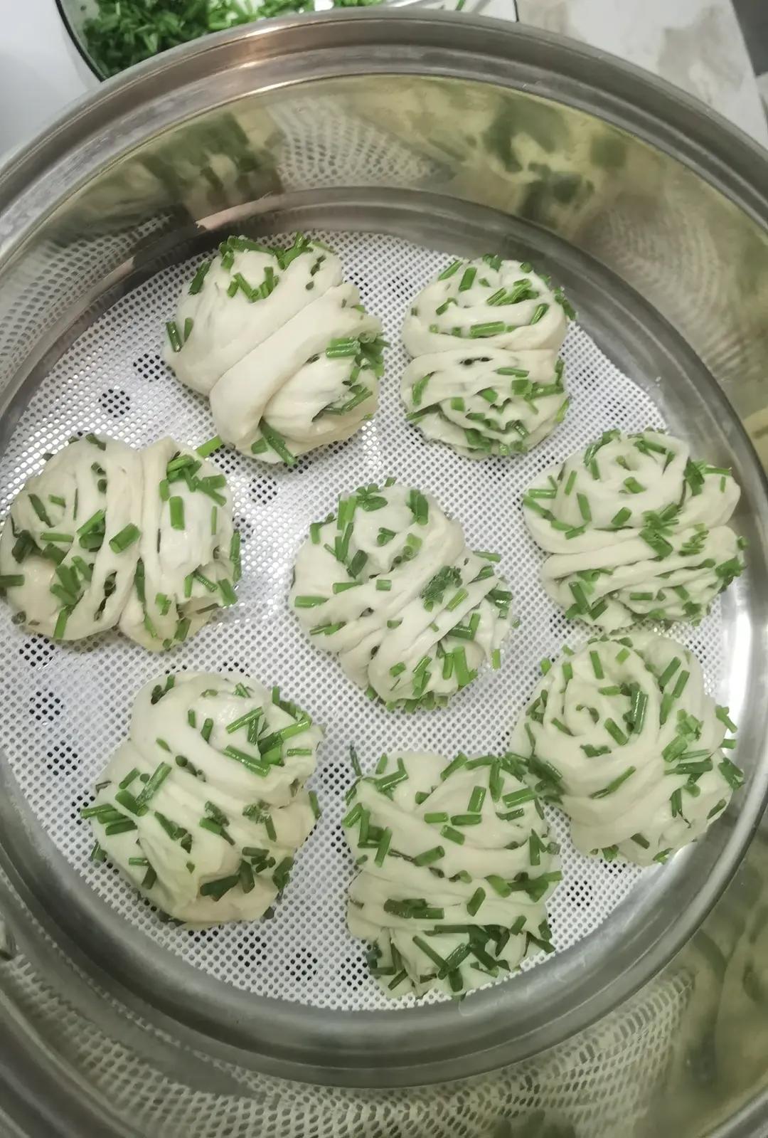 🌺椒盐葱香花卷🌺（操作简单，好吃又好看）