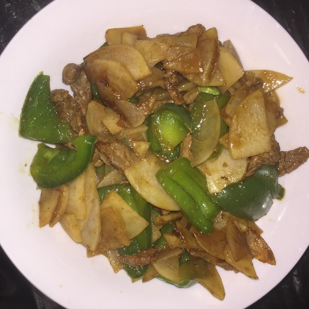 肉炒青椒土豆片