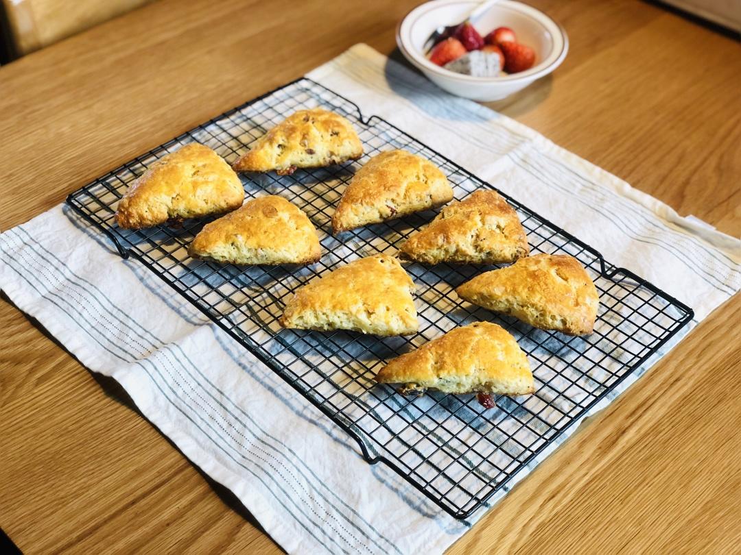 完胜星巴克的超美味酥脆司康 super easy crunched scone