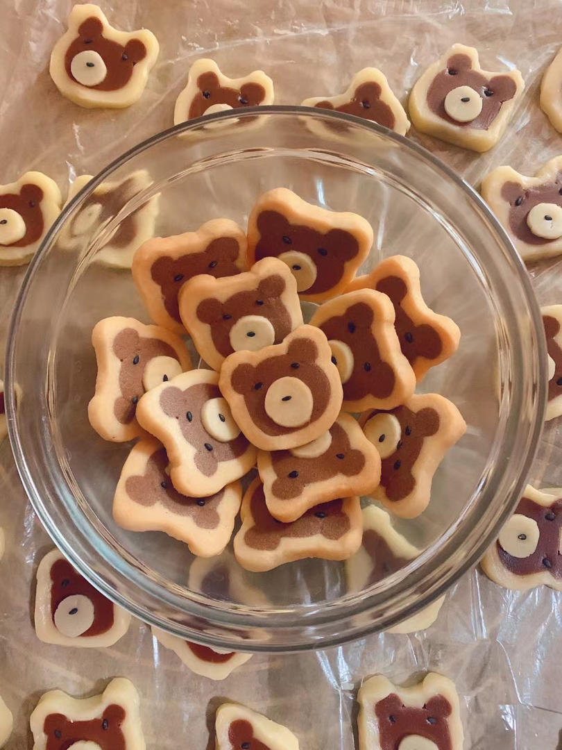 超可爱🉑️巧克力小熊曲奇饼干