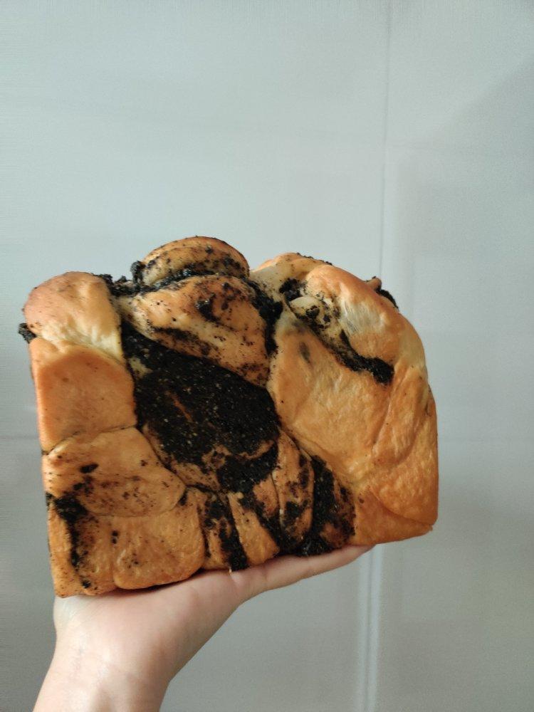 料多多系列--黑芝麻奶酥小吐司