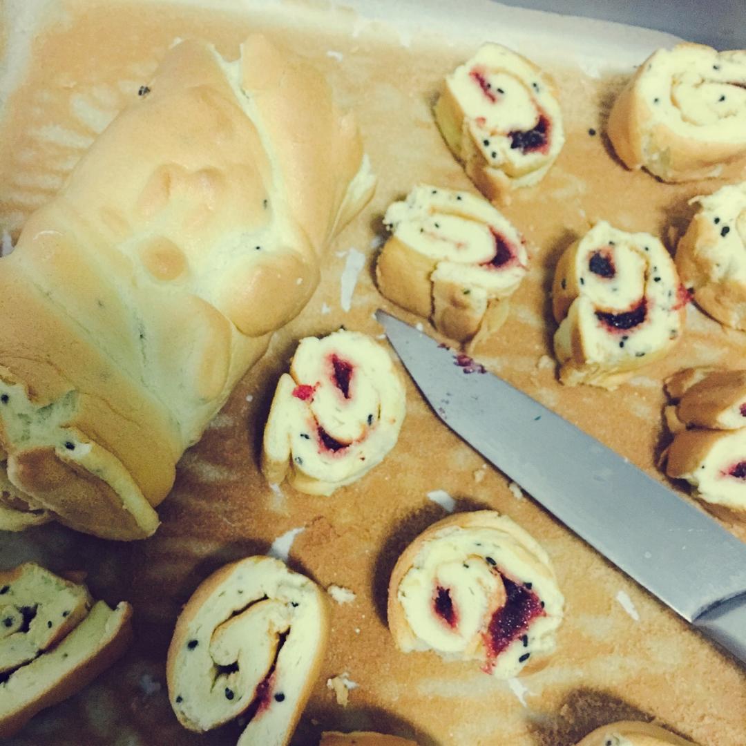 小四卷～风靡美食群的美味蛋糕卷