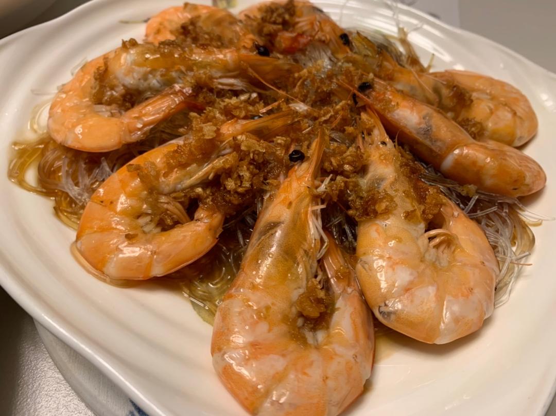 虾最美味的吃法必须是这个——蒜蓉蒸虾（多动图，孔瑶的食谱）