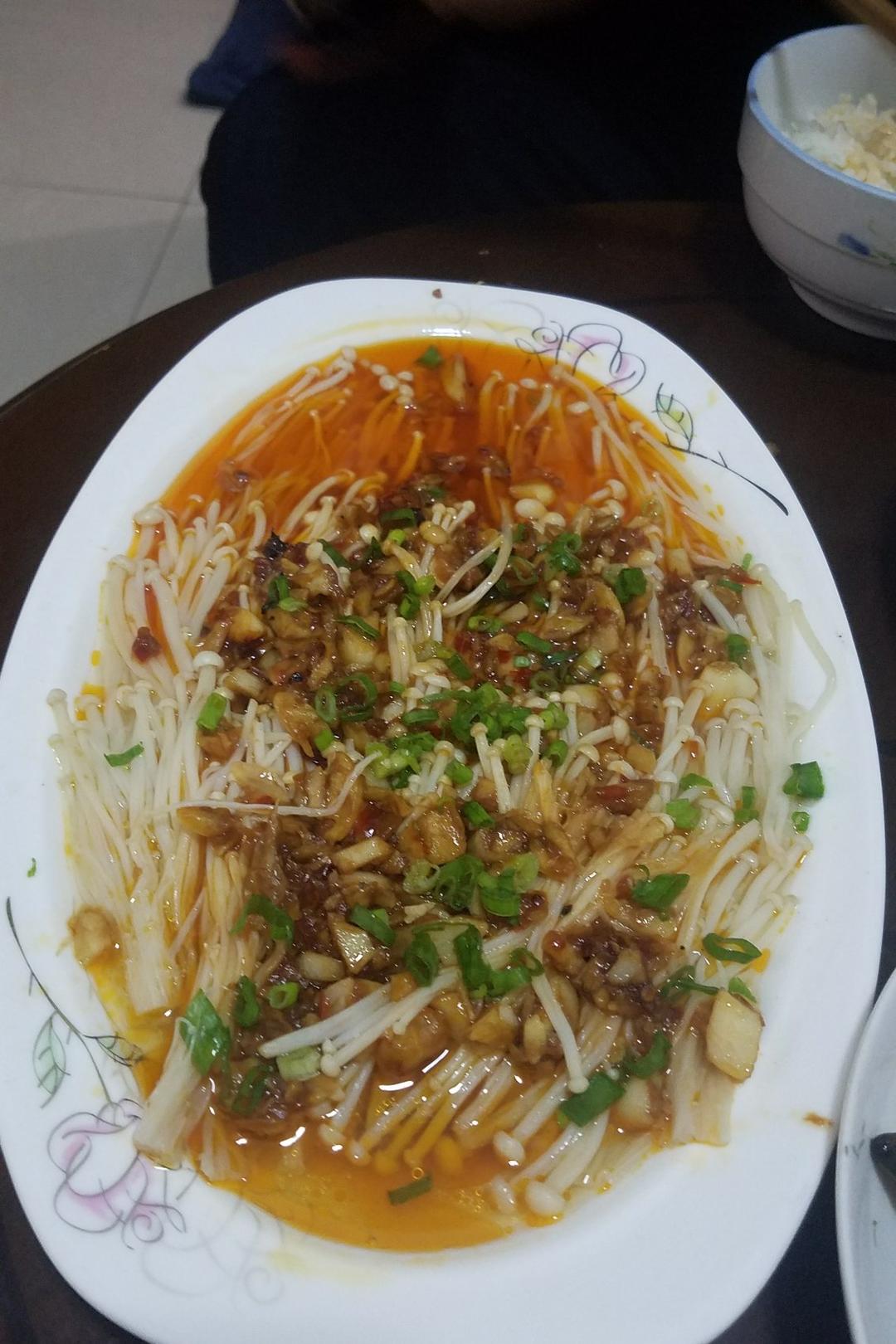 蒜蓉蒸金针菇