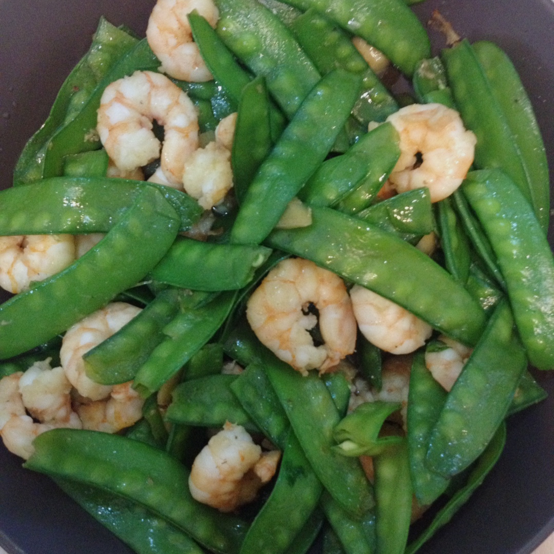 腊肠炒荷兰豆