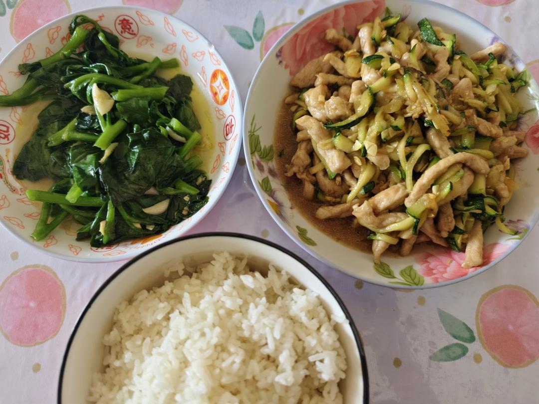 南瓜丝炒肉