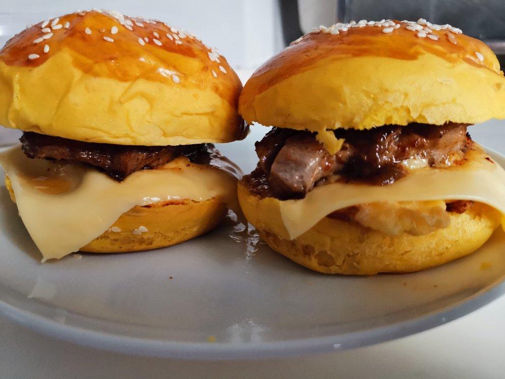 自制营养肉饼汉堡包