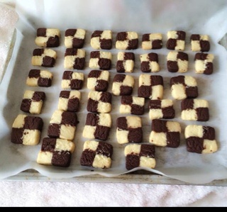 双色小棋格饼干