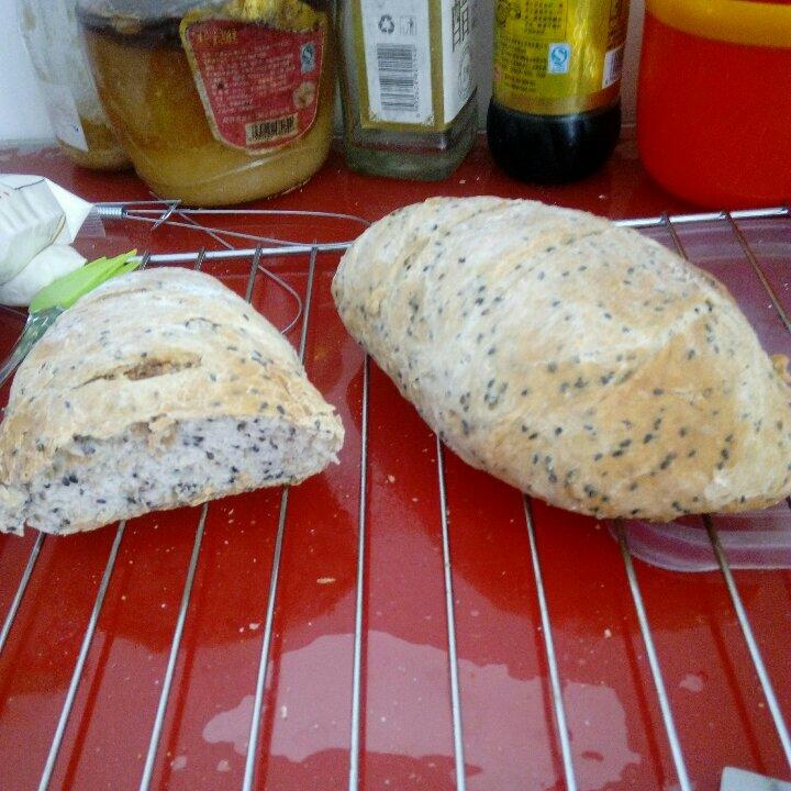 健康黑芝麻面包（免揉）