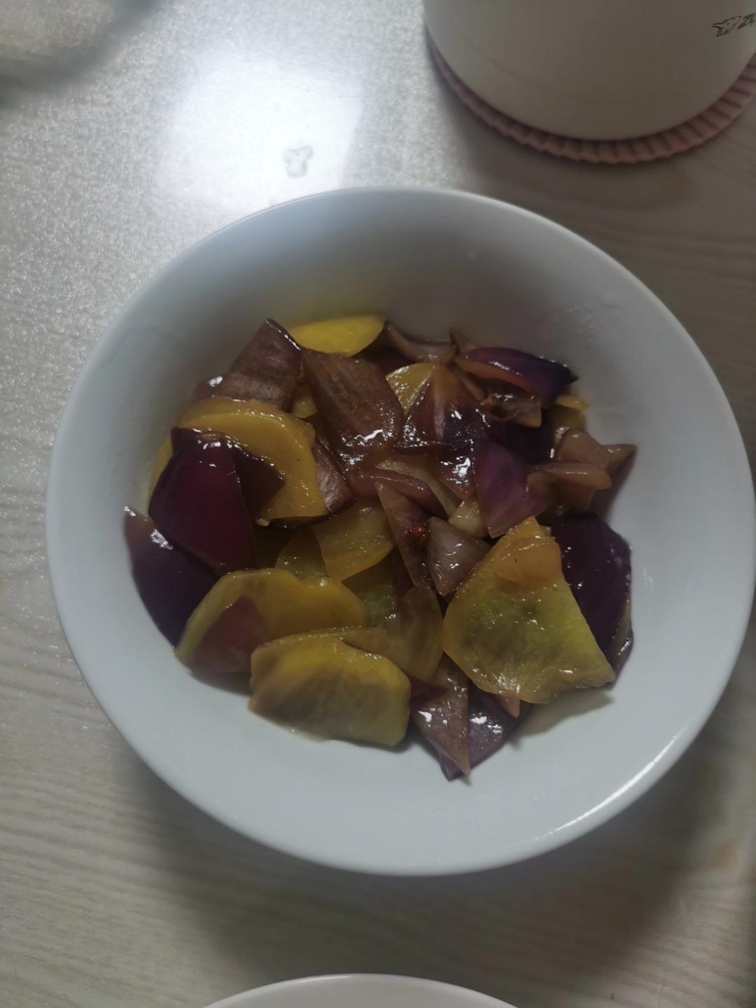 边吃边流泪的「孜然土豆片」