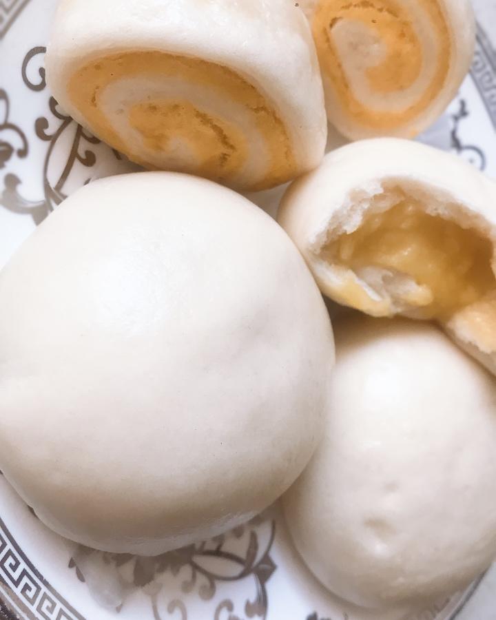 松软香甜的奶黄包，很快就可以搞定。