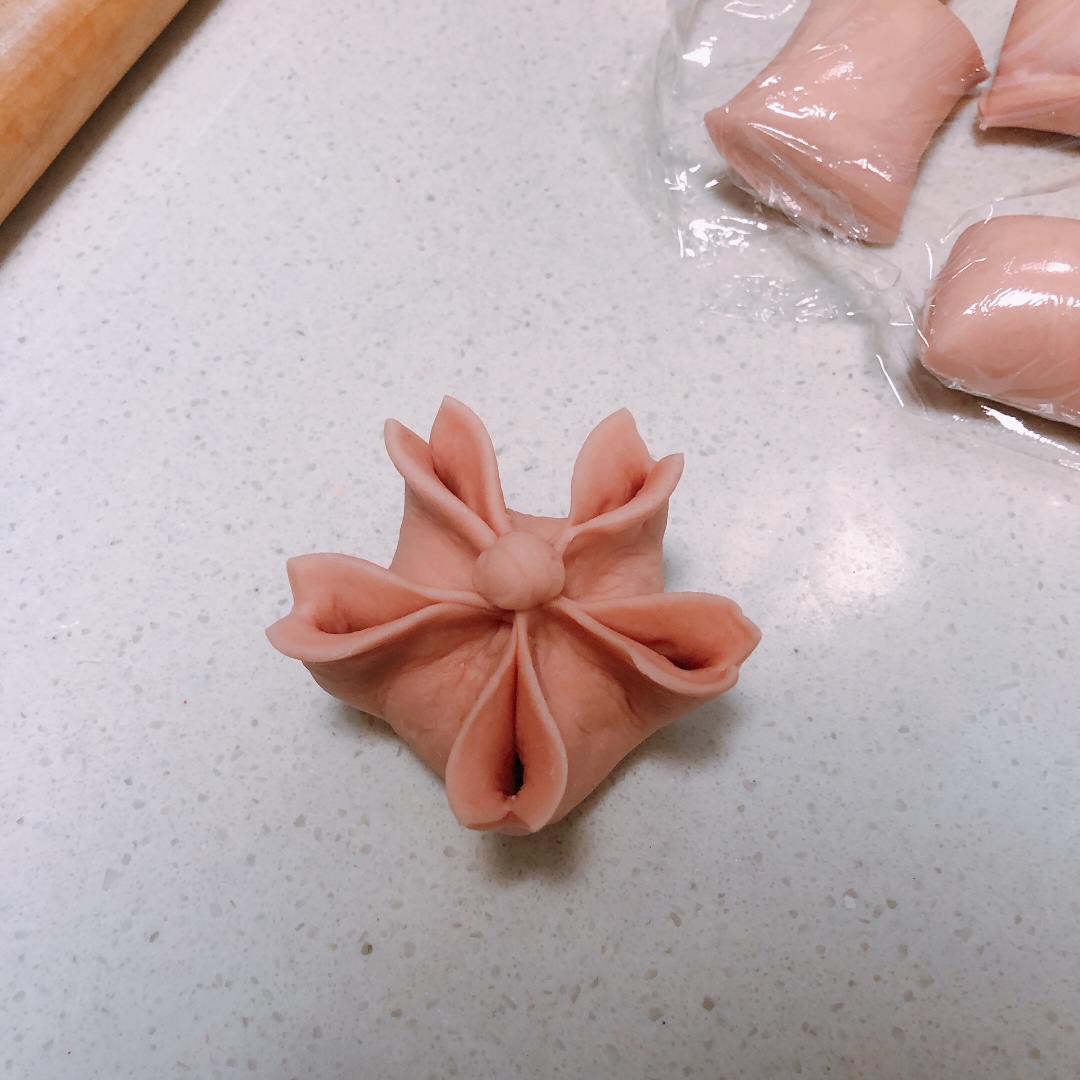 樱花豆沙包