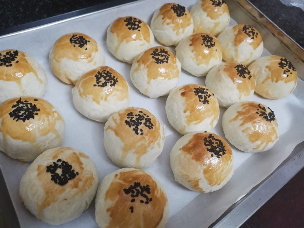 蛋黄酥酥酥（超级奶香黄油版）