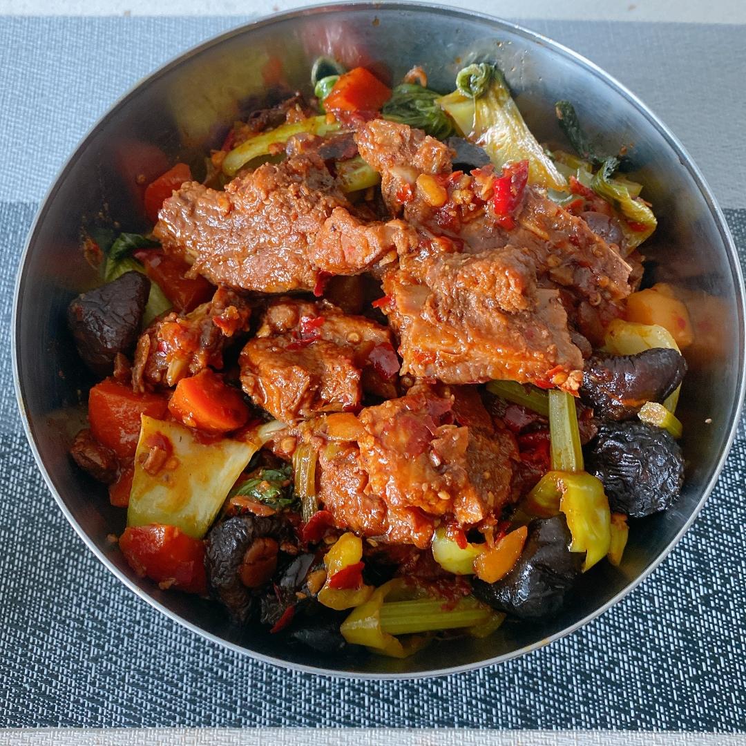 地狱排骨煲￨好吃到原地爆炸