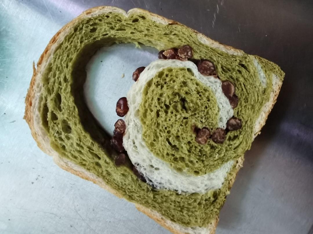 抹茶蜜豆吐司