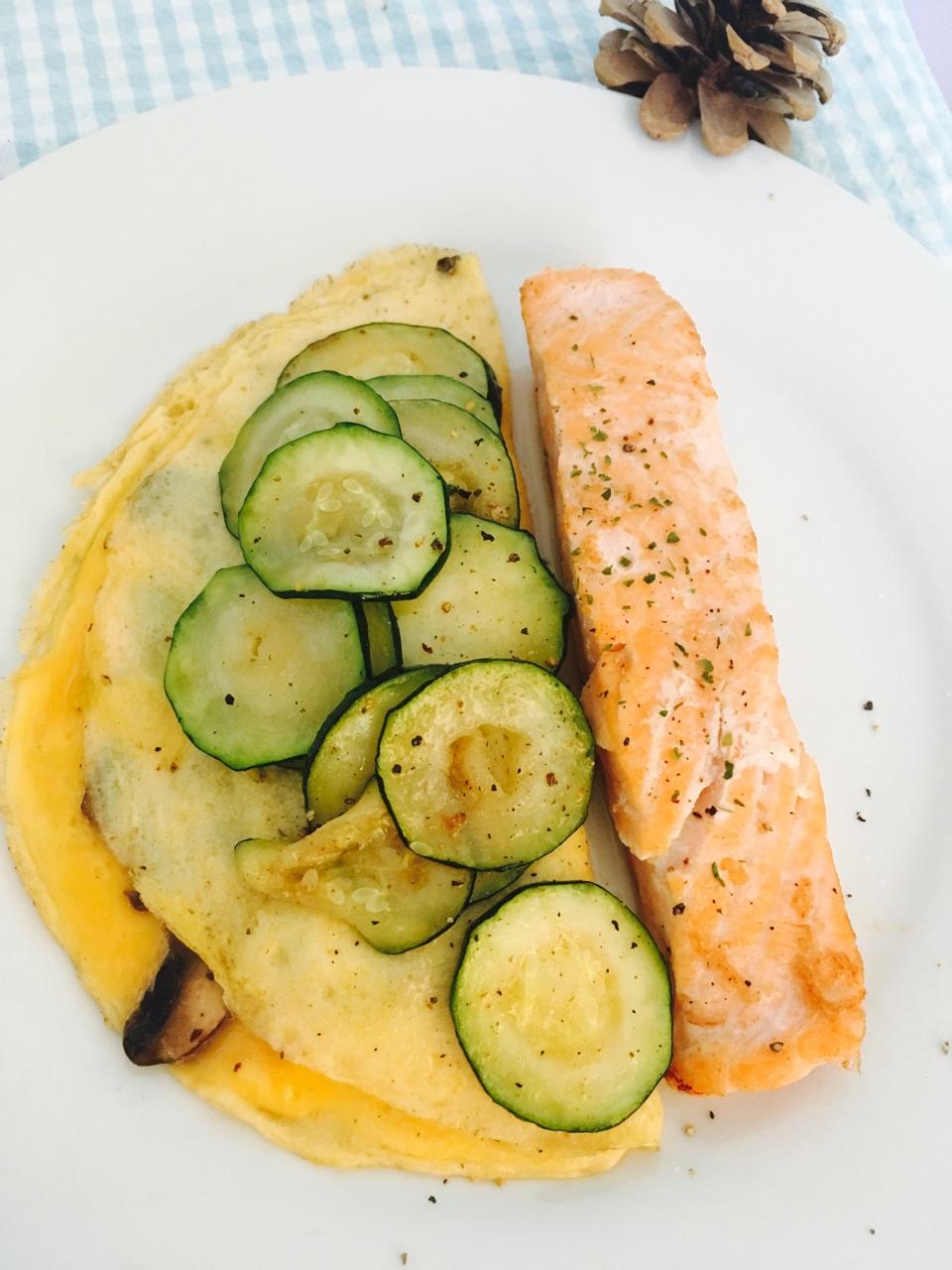 黄油蘑菇煎蛋卷