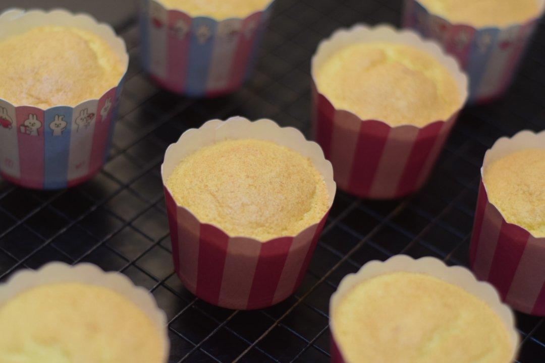 椰蓉棉花纸杯蛋糕
