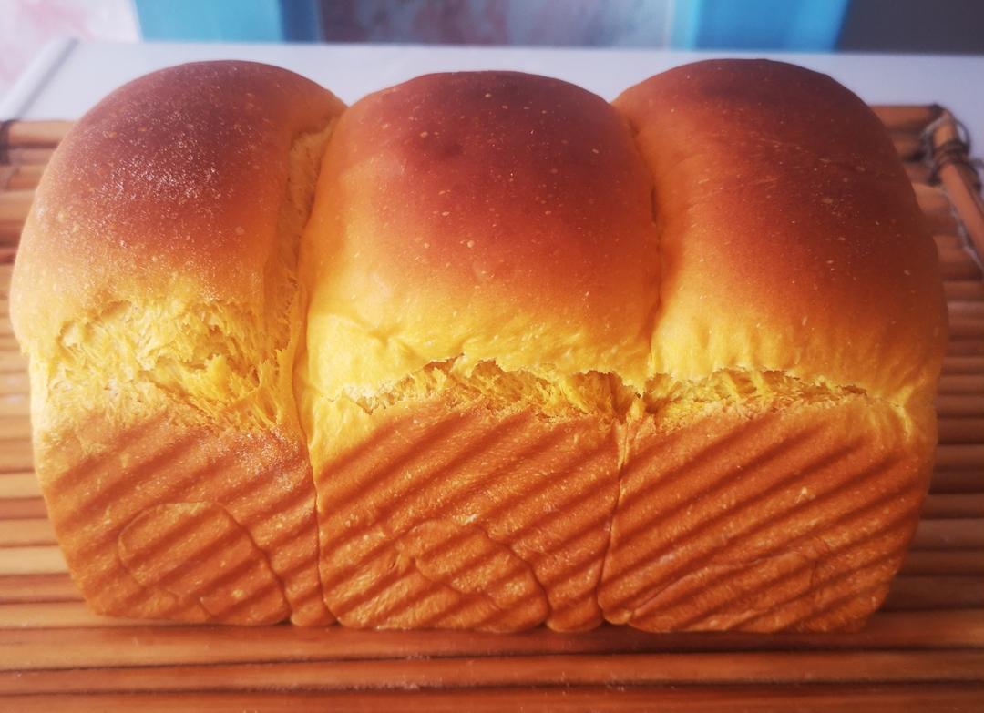 软绵香醇的南瓜吐司