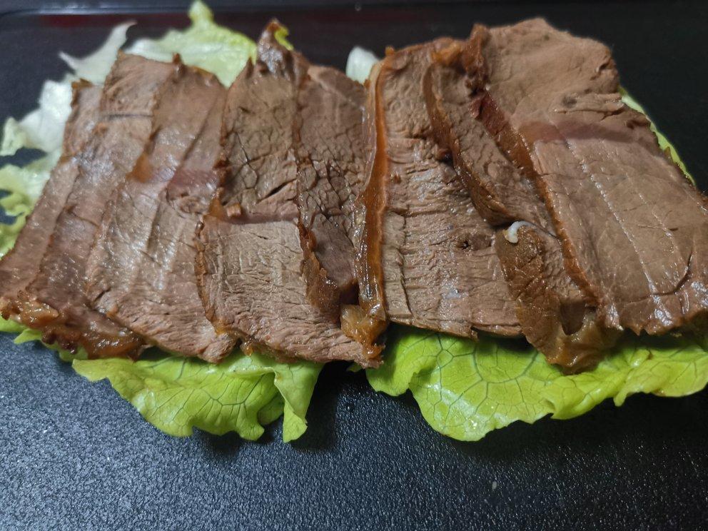 卤牛肉