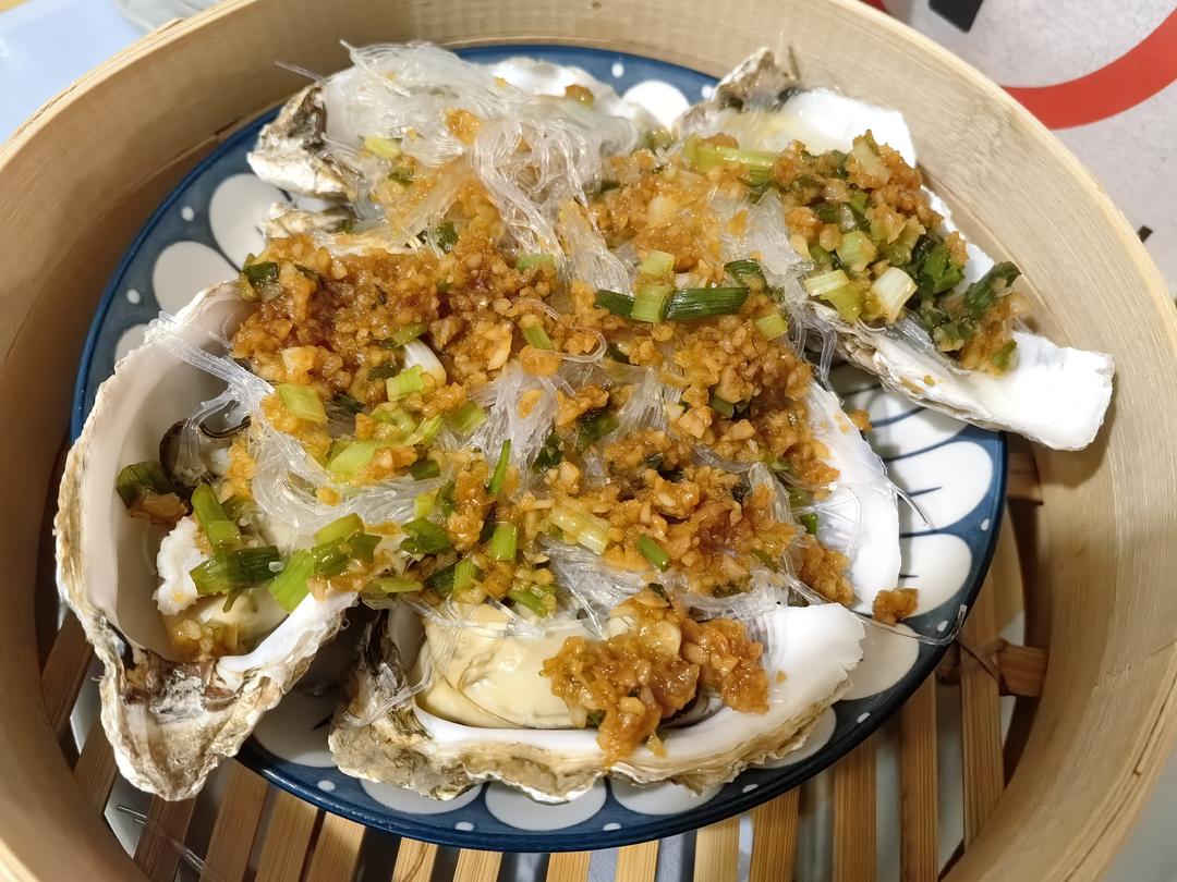 蒜蓉蒸生蚝