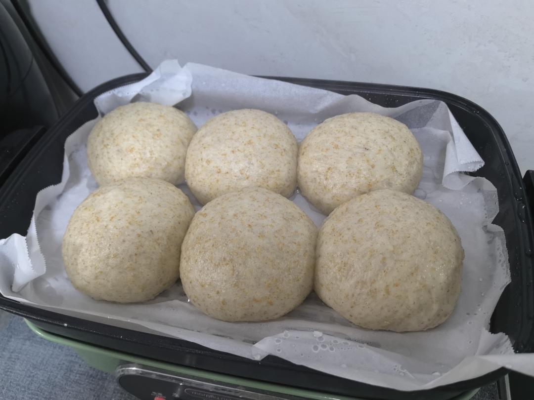 无油无糖松软的全麦馒头