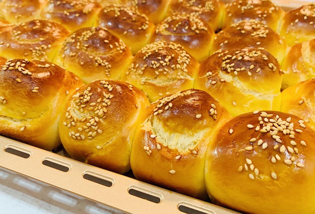 脆底蜂蜜小面包