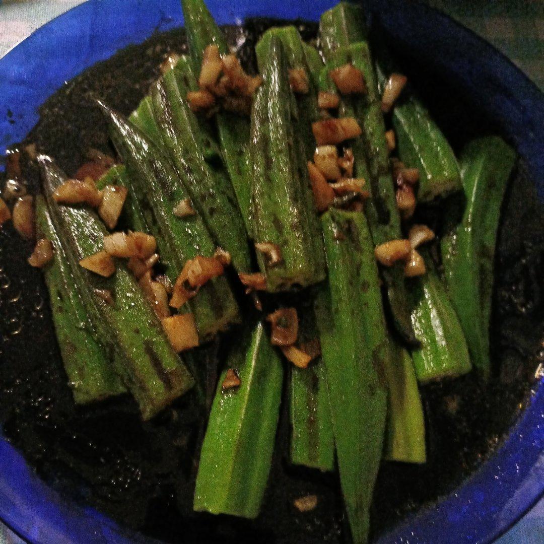 蒜蓉秋葵