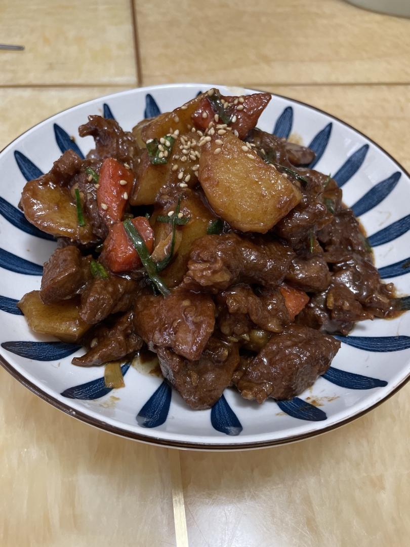 爆焖羔羊肉｜美食台