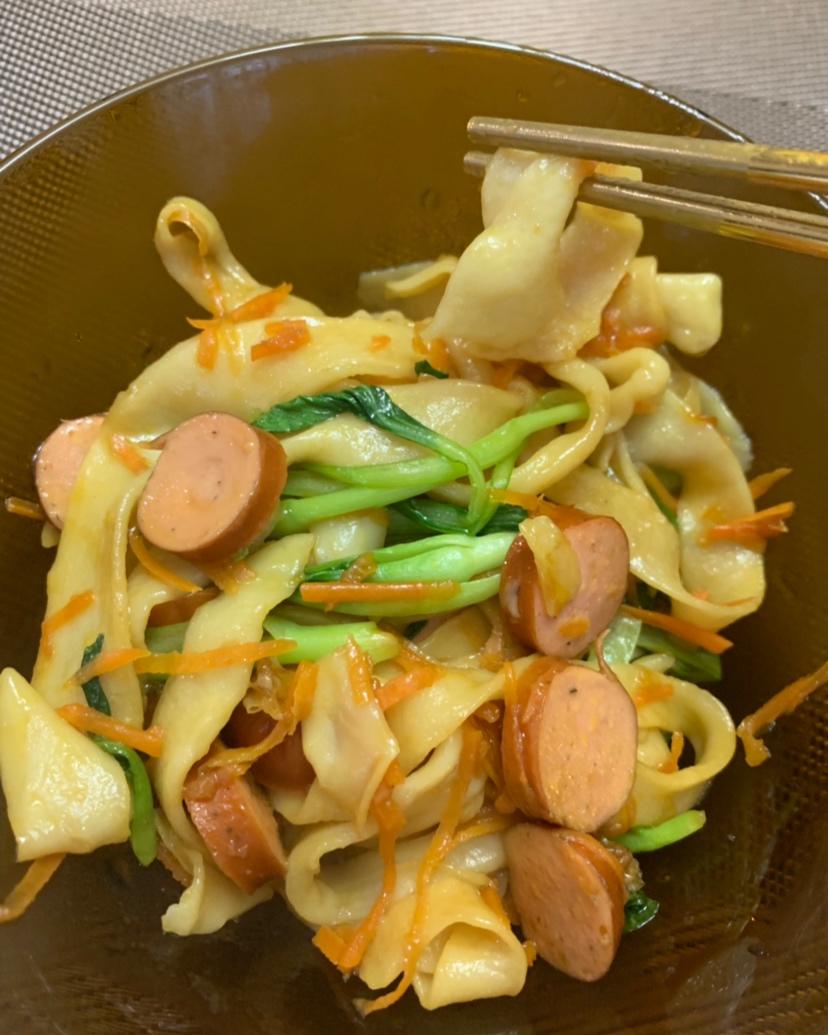 什锦炒手擀面