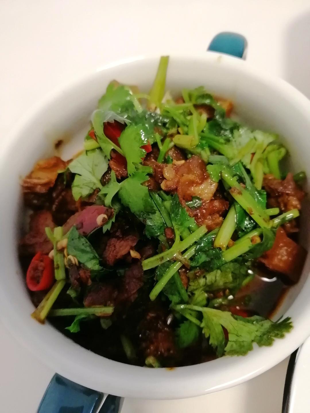厨师长教你：“红烧牛肉”的家常做法，软烂入味，肉香四溢