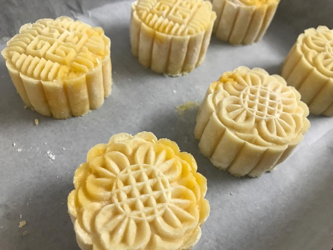 流心奶黄月饼（无吉士粉/转化糖浆版本）【曼食慢语】