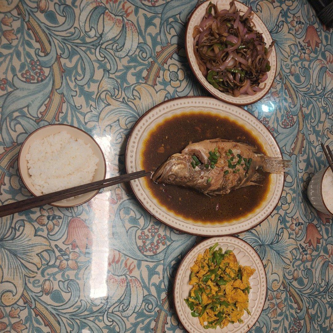 家常洋葱炒鳝丝