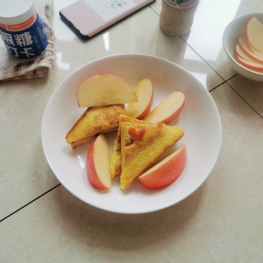 开盖鸡蛋火腿煎吐司