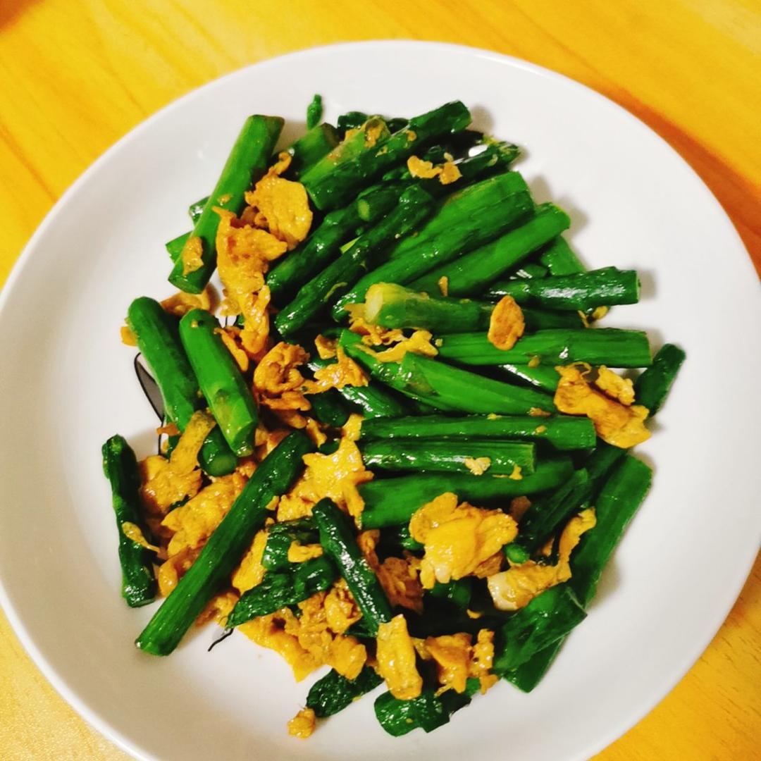 健康低卡家常菜—芦笋炒蛋