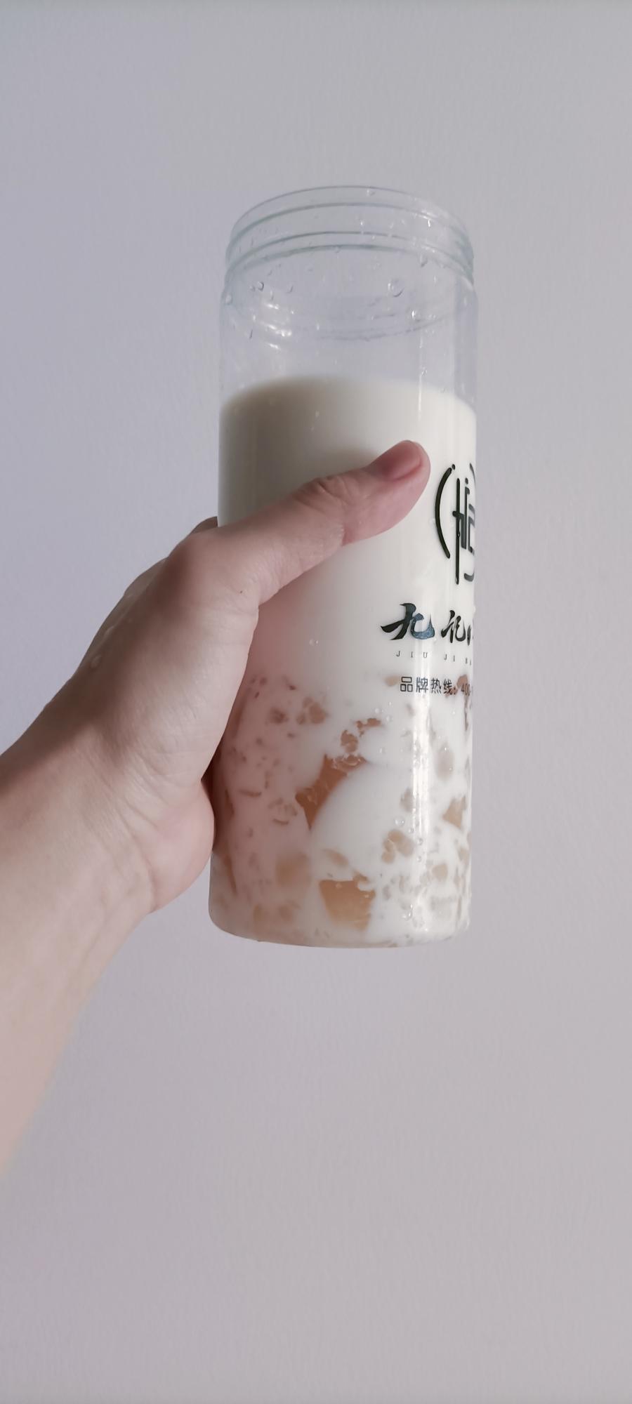 鱼胶冻奶茶的做法